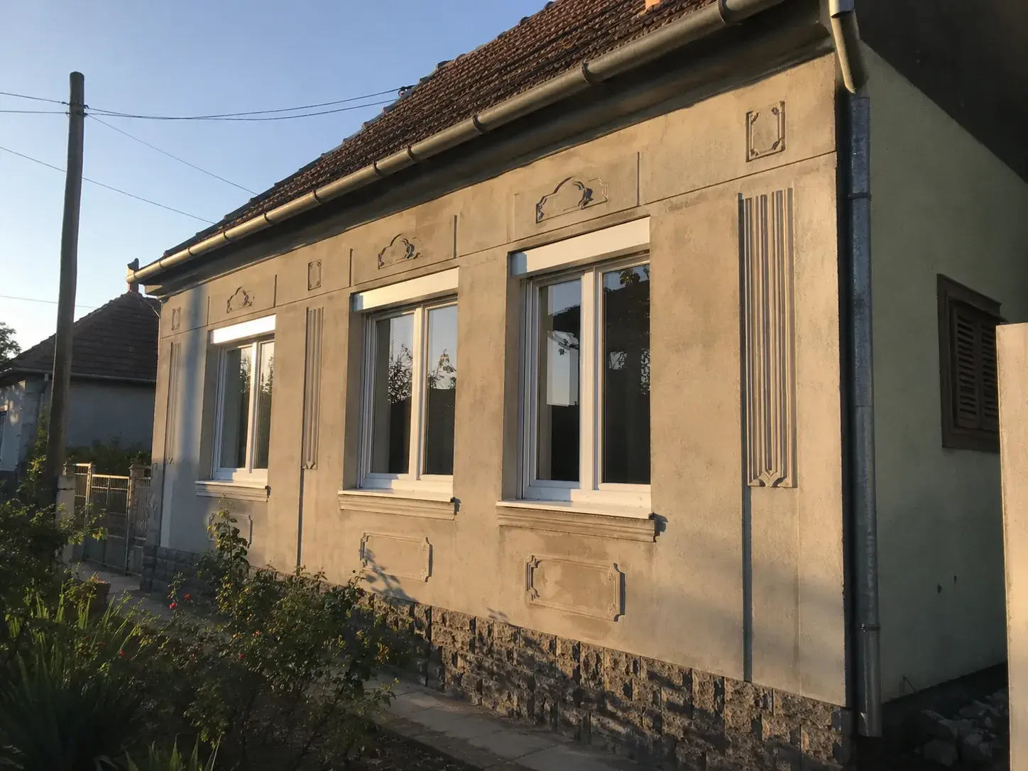 PVC stolarija Bačka Palanka, renoviranje tradicionalne vojvođanske kuće sa Rehau prozorima